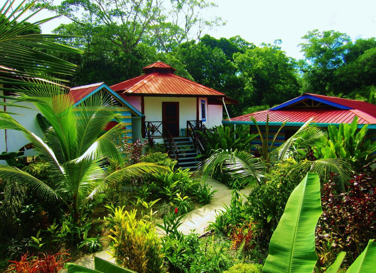 Casa Abundancyah B&B Bocas Town Exterior foto