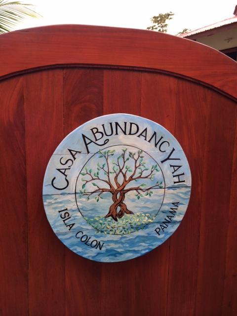 Casa Abundancyah B&B Bocas Town Exterior foto